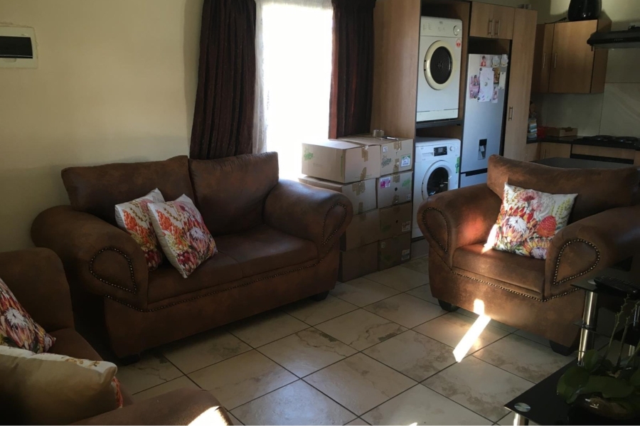 To Let 3 Bedroom Property for Rent in Waterval East North West